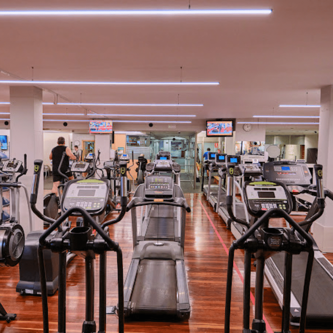 Cuotas de un gimnasio en Santiago de Compostela.